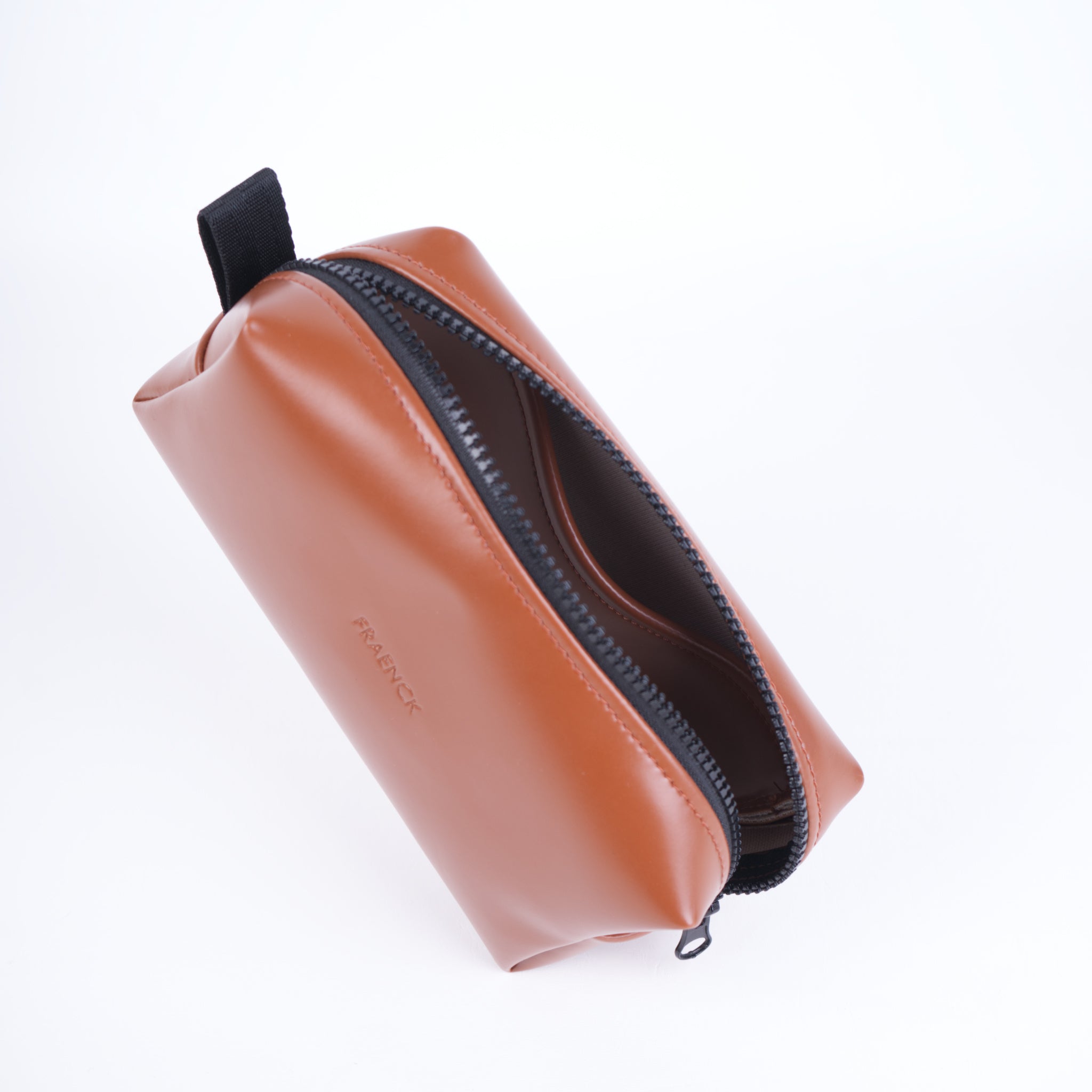 Etui Kim