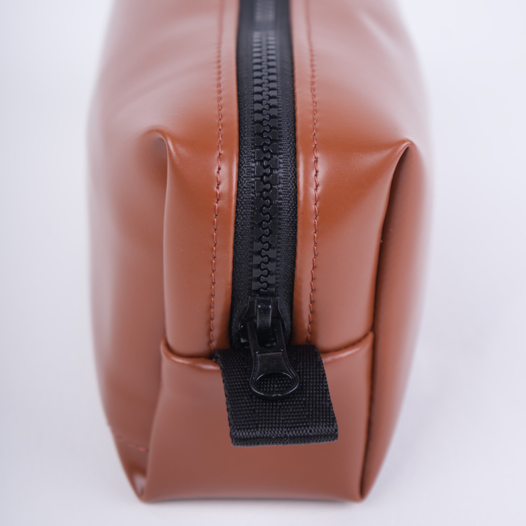 Etui Kim